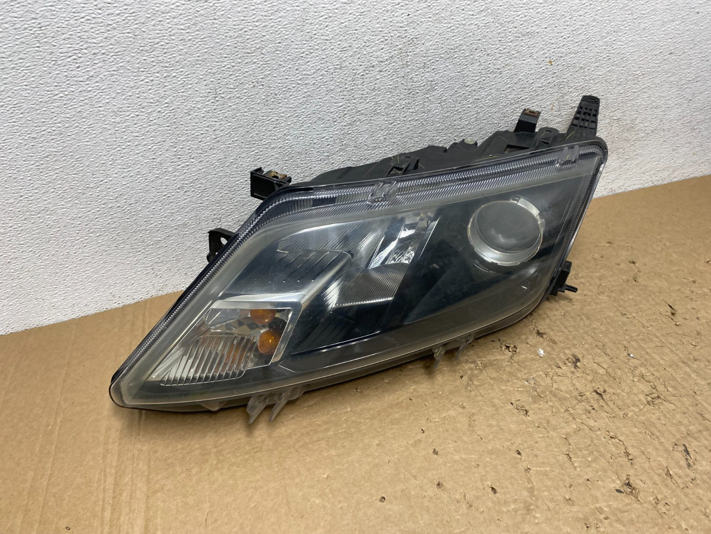 2010 2011 2012 Ford Fusion Left Driver LH Side Headlight Halogen AF8341 DW2