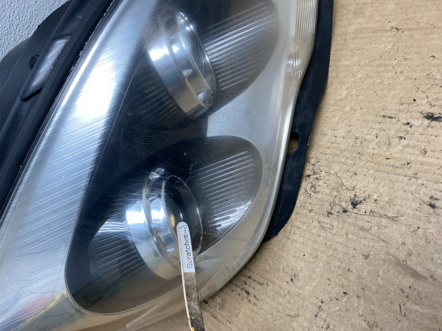 2007-2012 Gmc Acadia Halogen Headlight Right Passenger Side AG2336 DW3