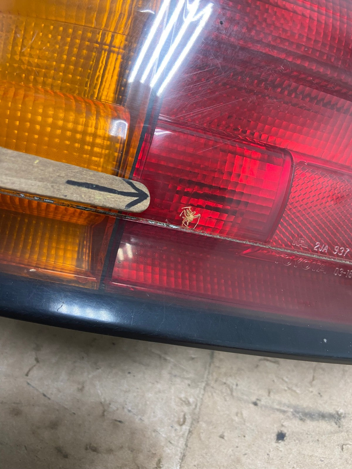 1992 1993 1994 Toyota Camry Left Driver LH Side Tail Light AG5666 LK4