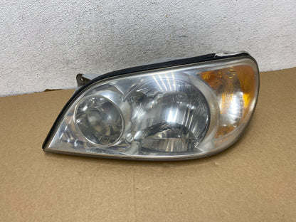 2002 to 2005 Kia Sedona Left Driver LH Side Headlight AF7281 DW0