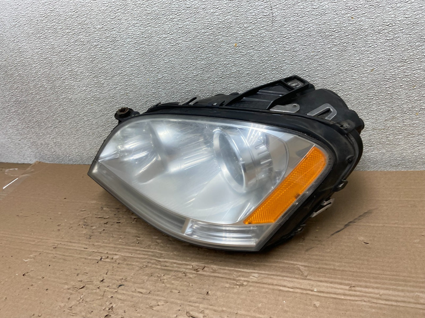 XENON 2006-2009 Mercedes-Benz ML-Class Headlight Left Driver LH OEM AB1224 DW1