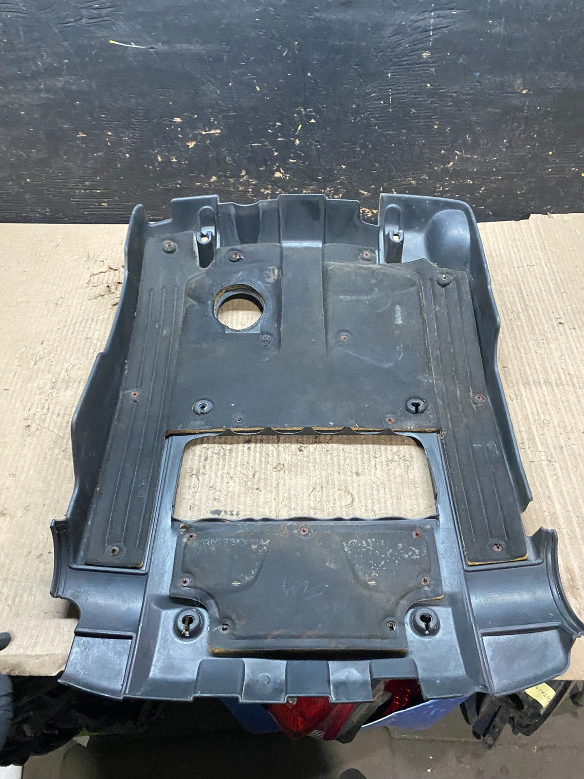 2001 to 2005 Hyundai XG350 V6 Engine Motor Cover V4199 DG4