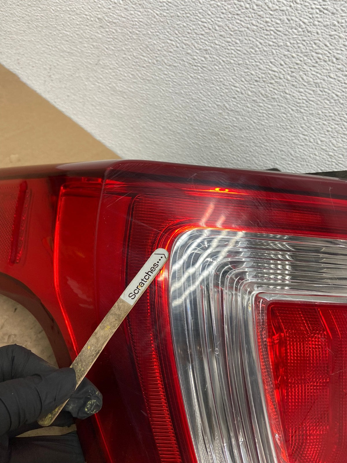 2016 to 2019 Ford Explorer Left Driver Lh Side Tail light OEM AB8613 LK3