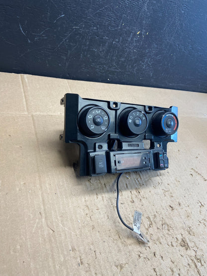 2009 to 2013 Toyota Corolla Matrix Climate Heater A/C AC Control Panel AB9704 DG2