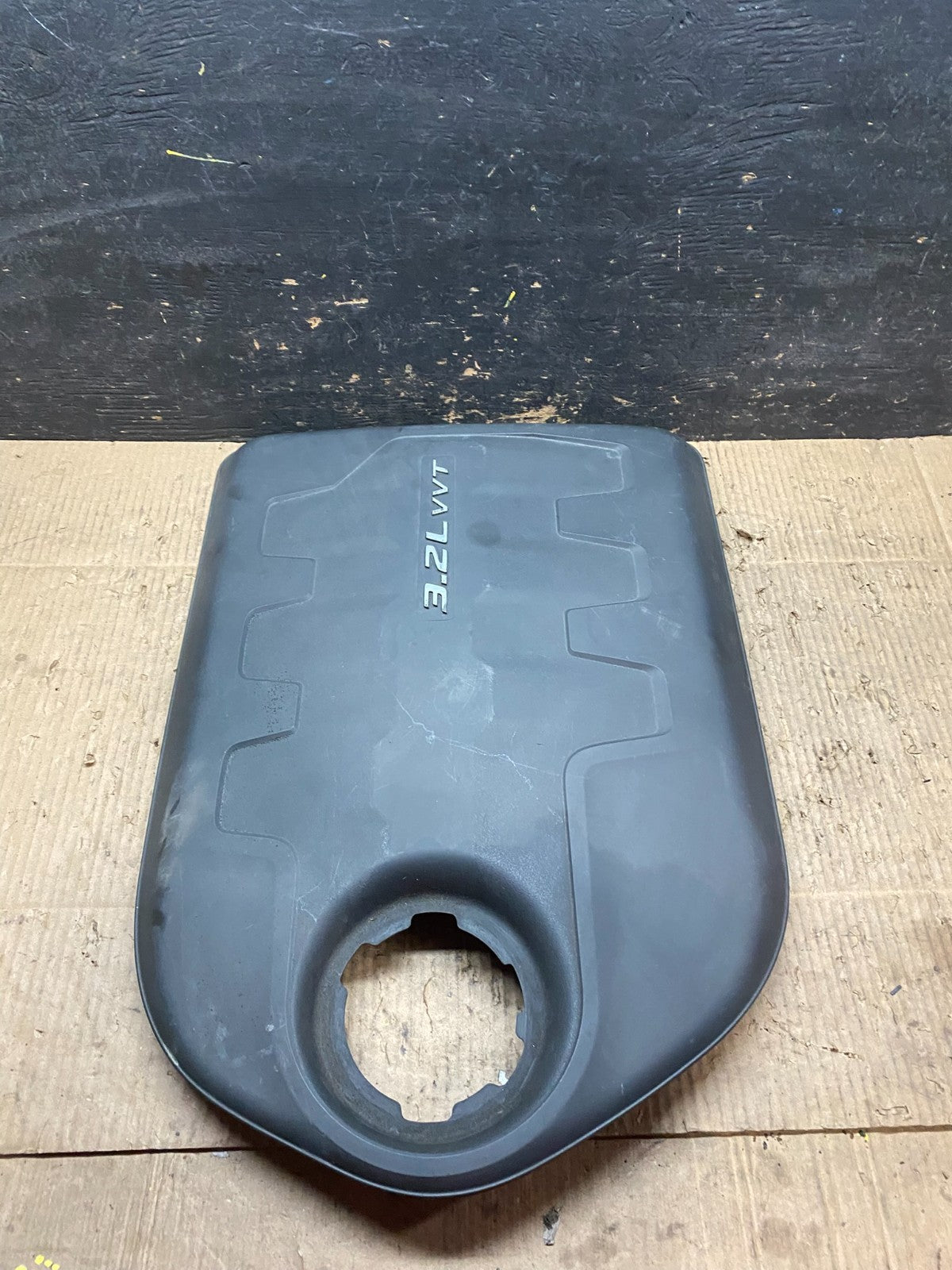 2014 to 2022 Jeep Cherokee 3.2L V6 VVT Engine Motor Cover OEM T9918 DG3