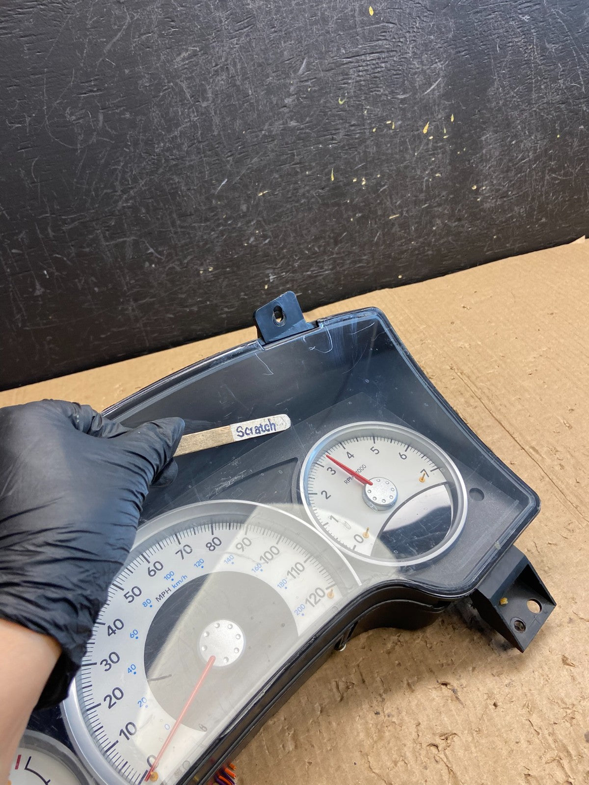2006 Dodge Durango Speedometer Instrument Cluster Gauge AE4302 DW3