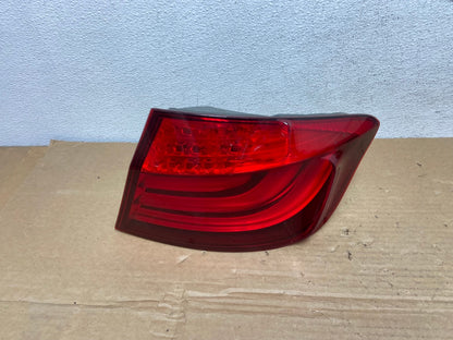 2011 2012 2013 BMW 5 Series F10 Right Passenger Rh Side Tail Light AD3927 LK0