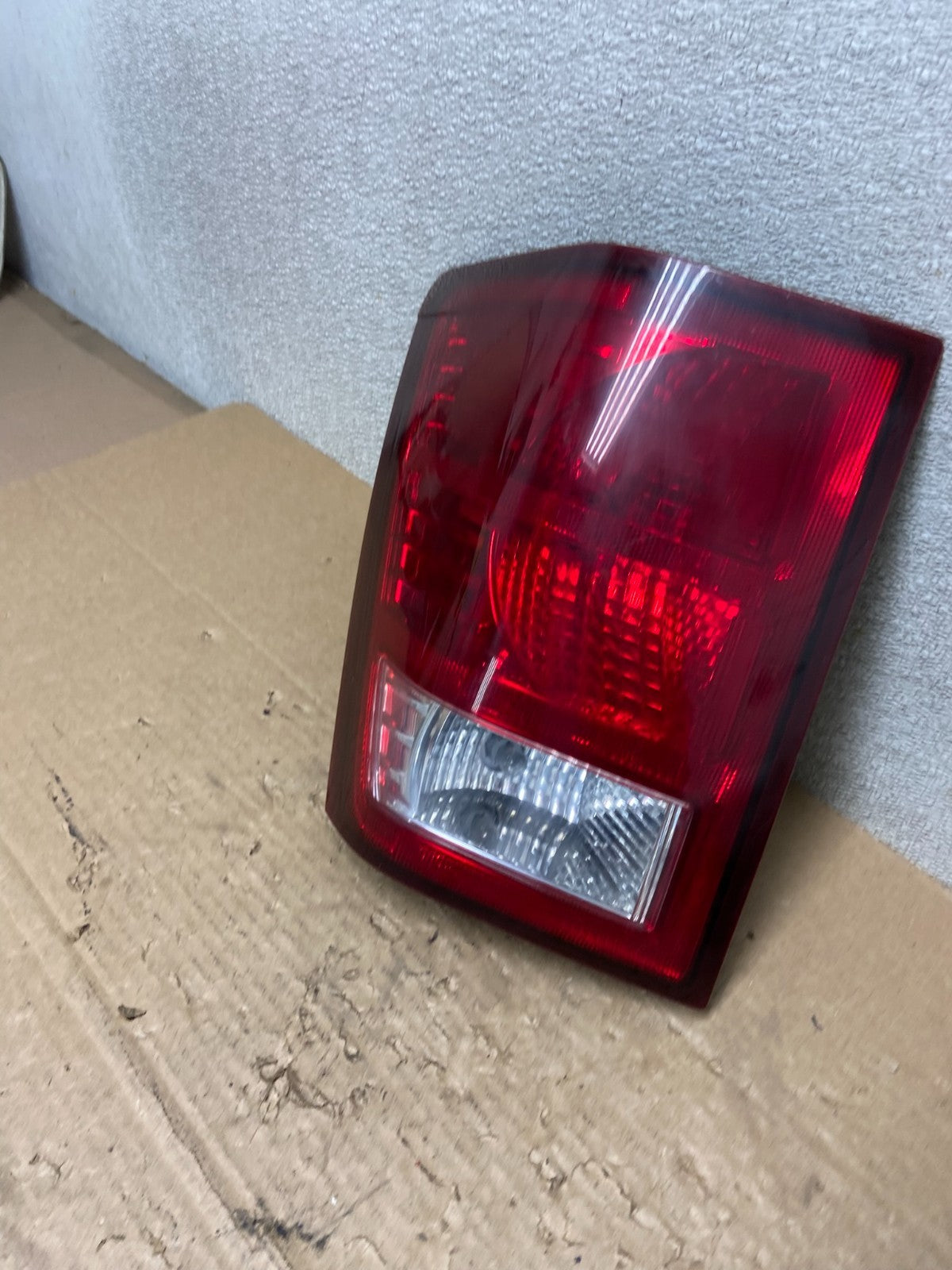 2007 2008 2009 2010 Jeep Grand Cherokee Left Driver Lh Tail Light Oem AB4848 LK1