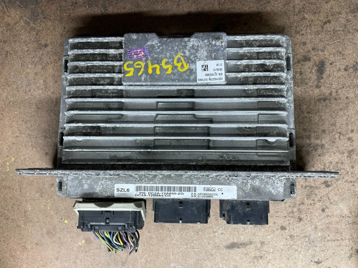 2014 Ford E250 E350 E450 Engine Control Module Computer dc2a-12a650-zg N4747 C1