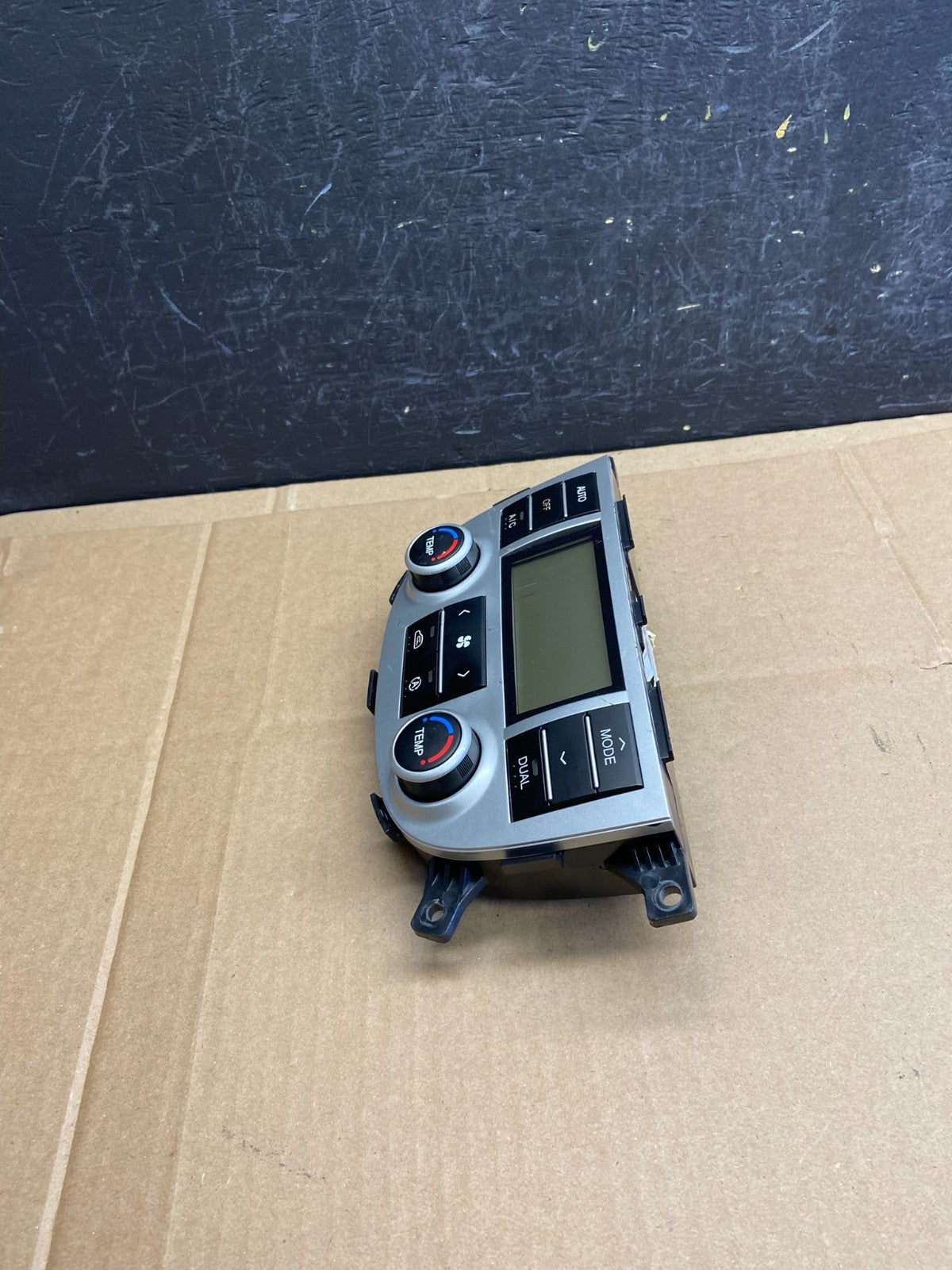 2010 2011 2012 Hyundai Santa Fe Automatic Climate AC Heater Control OE AD2050 DG2