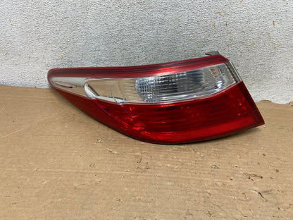 2015 2016 2017 Toyota Camry Left Driver LH Side Tail Light AH8969 LK0