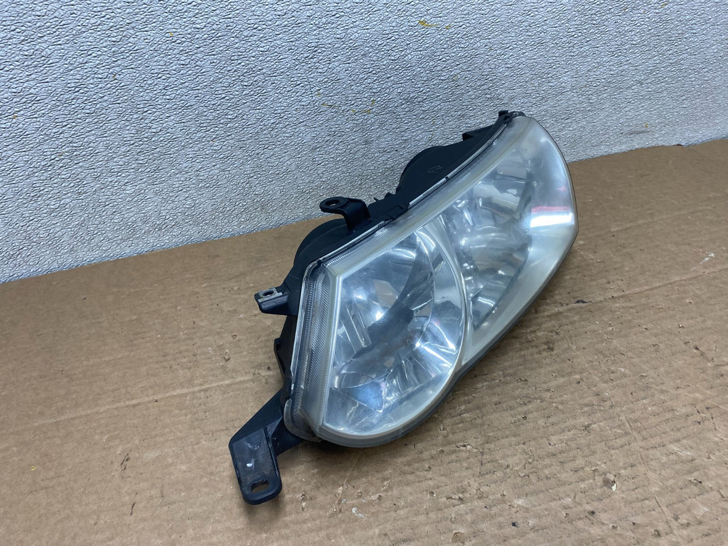 2002 - 2003 Toyota Solara Left Driver Lh Side Halogen Headlight OEM Z2801 DW2