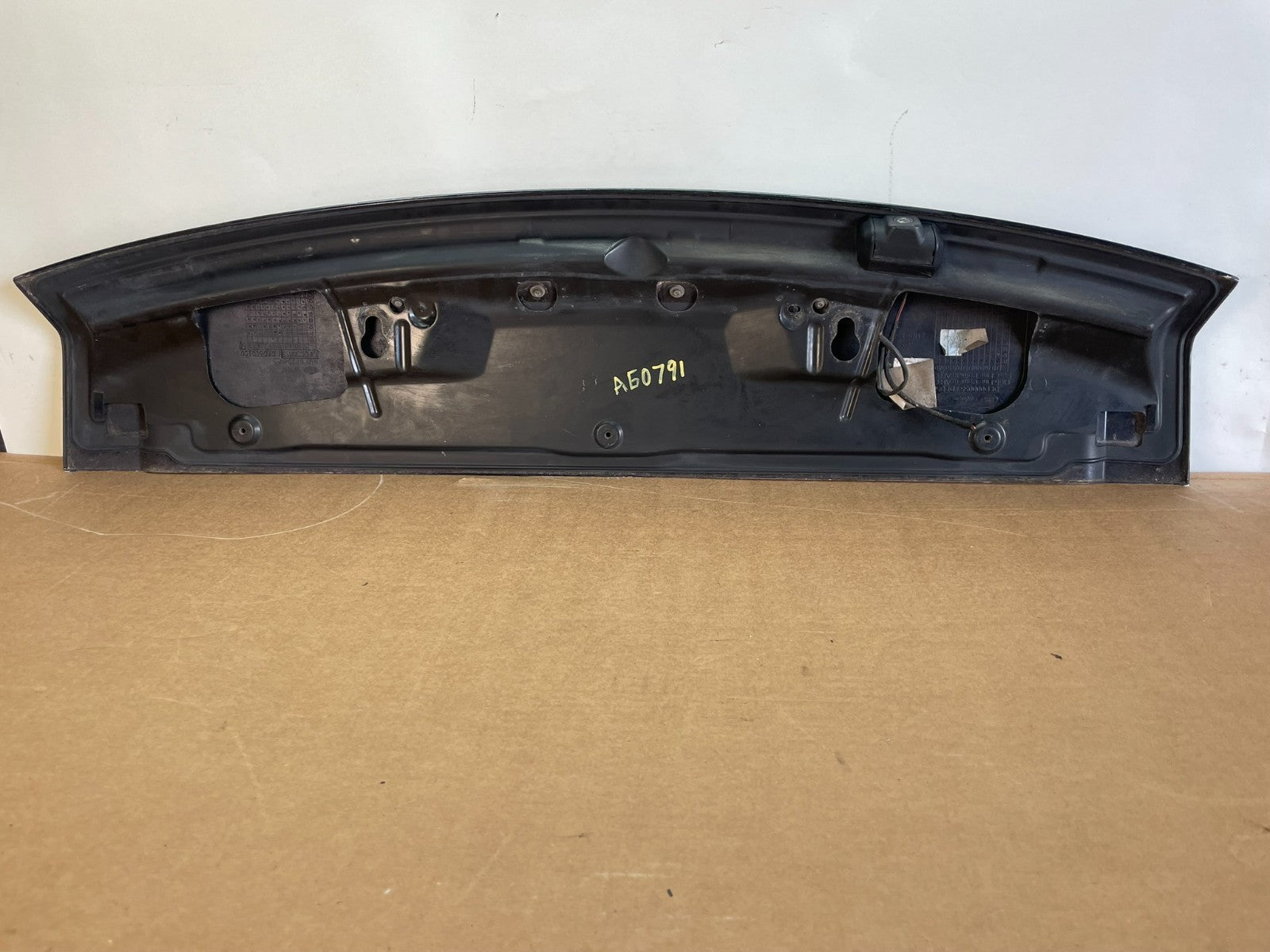 2006 to 2009 Land Rover Range Rove rRear Trunk Spoiler Wing AG0791 DG4