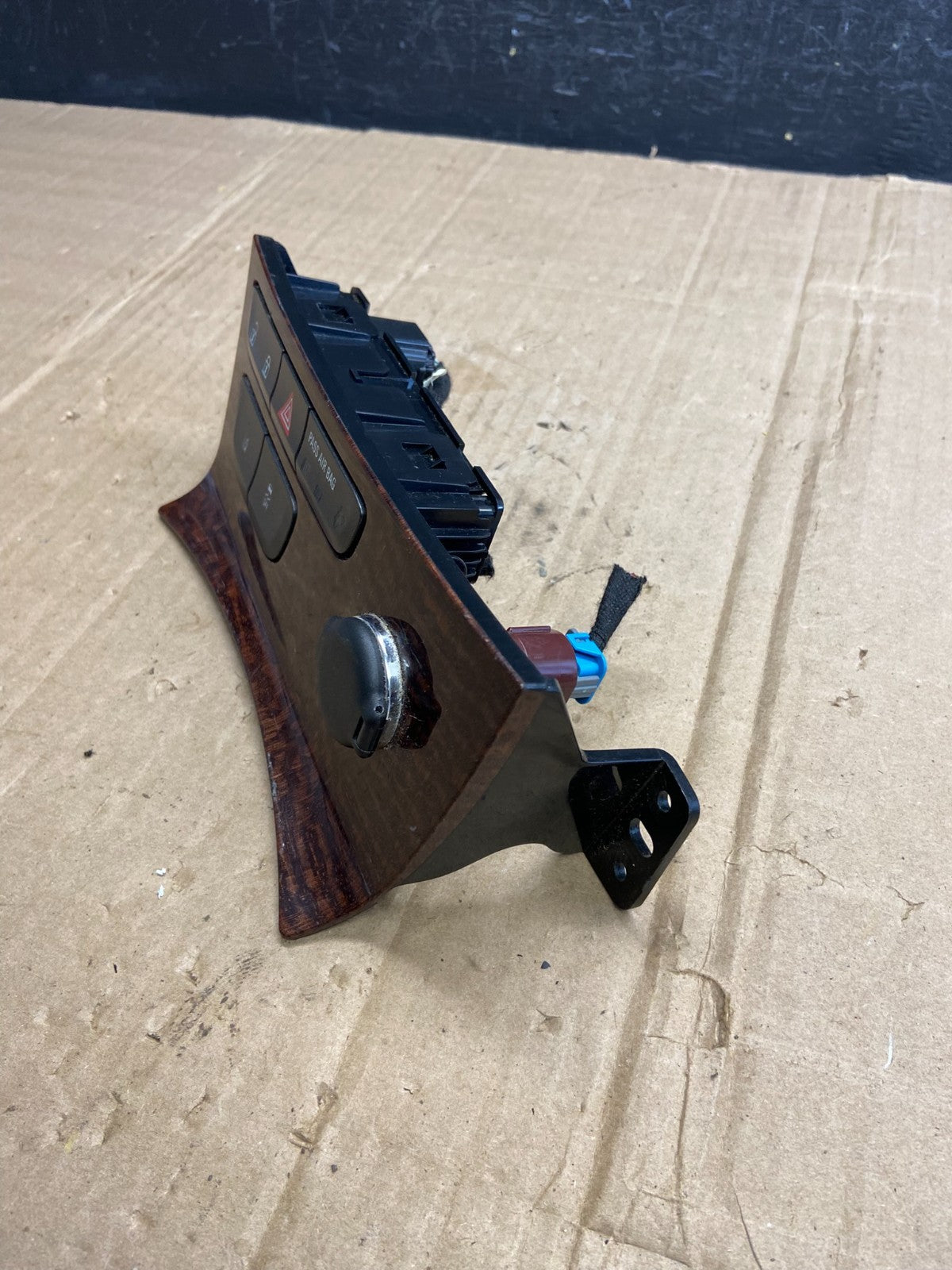 2013 2014 2015 Chevrolet Malibu Hazard Relay Switch Traction Control ad7212 DG2