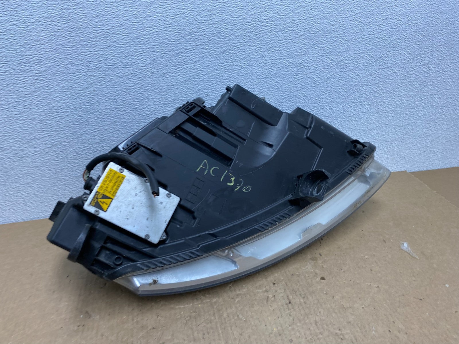 2005 to 2008 Audi A6 Left Driver Side Headlight Xenon HID OEM AC1370 DW7