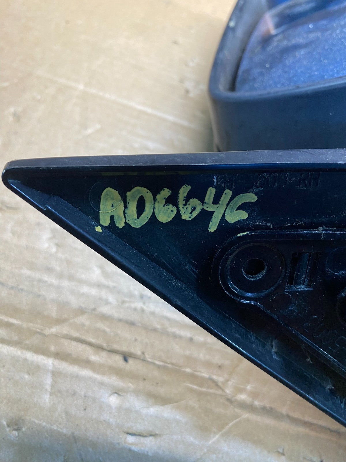 2004-2006 BMW E46 325CI 330CI Right Passenger View Door Mirror AD6646 DW12
