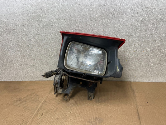 1987 to 1990 Nissan Pulsar Right Passenger Side Headlight AA64710