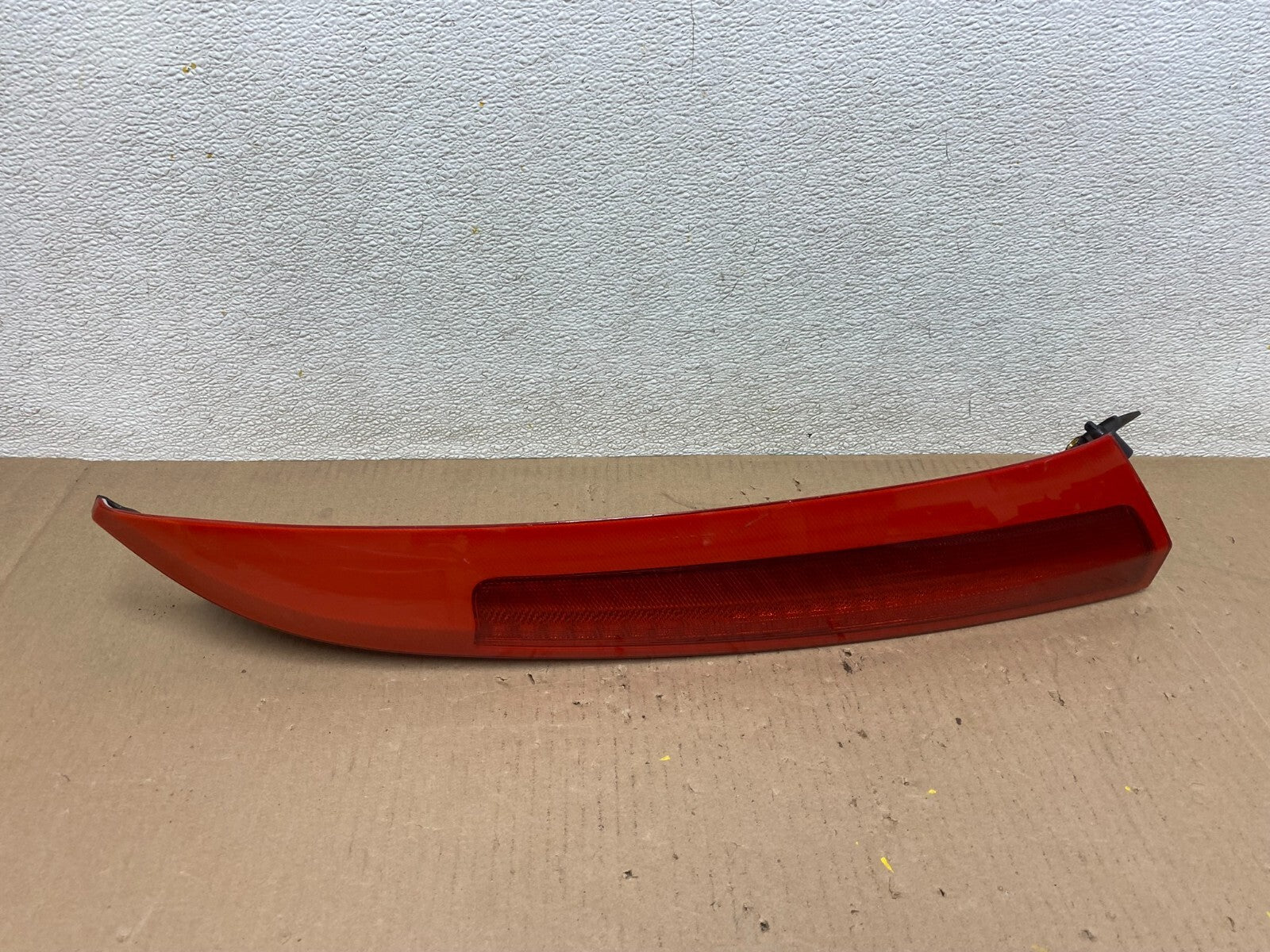 2003 to 2006 Volvo XC90 Right Passenger Side Upper Tail Light OEM E9454 KC0