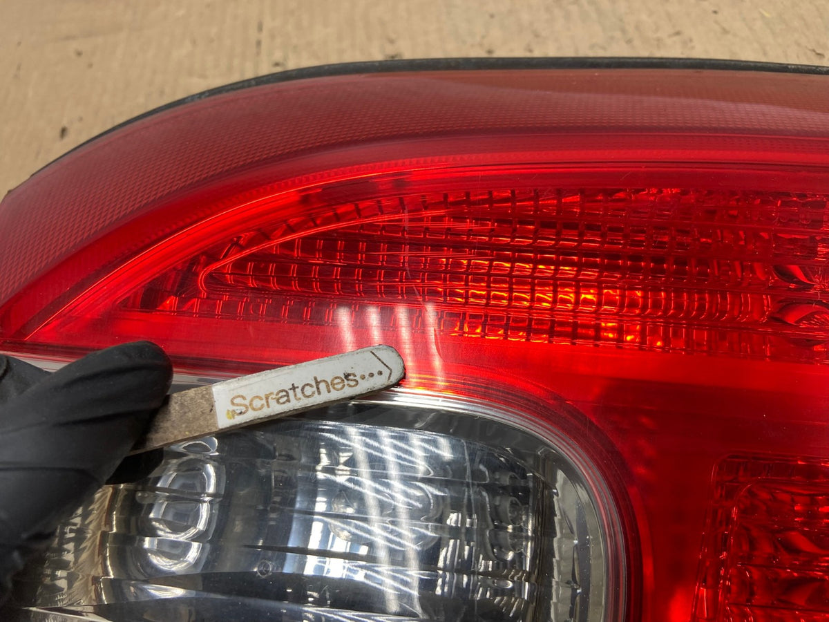 2010 - 2017 GMC Terrain Tail Light Inner Right Passenger Rh AH5901 LK3