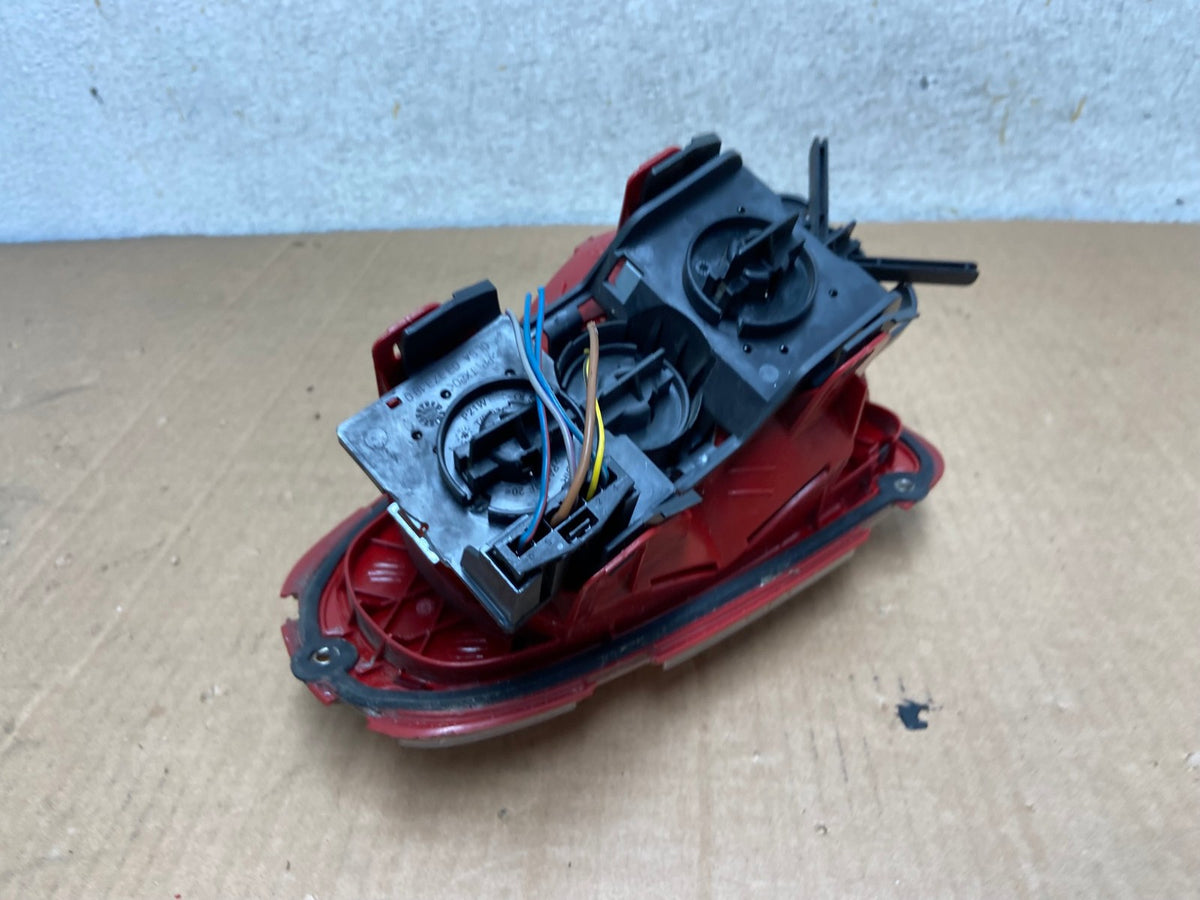 2008 2009 2010 Mini Cooper Hatchback Right Passenger Tail Light AI8395 LK5