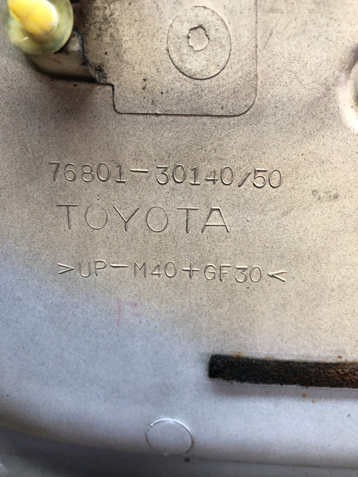 2007 to 2011 Lexus GS350 Trunk License Plate Trim Panel Cover 76801-30140 D92549
