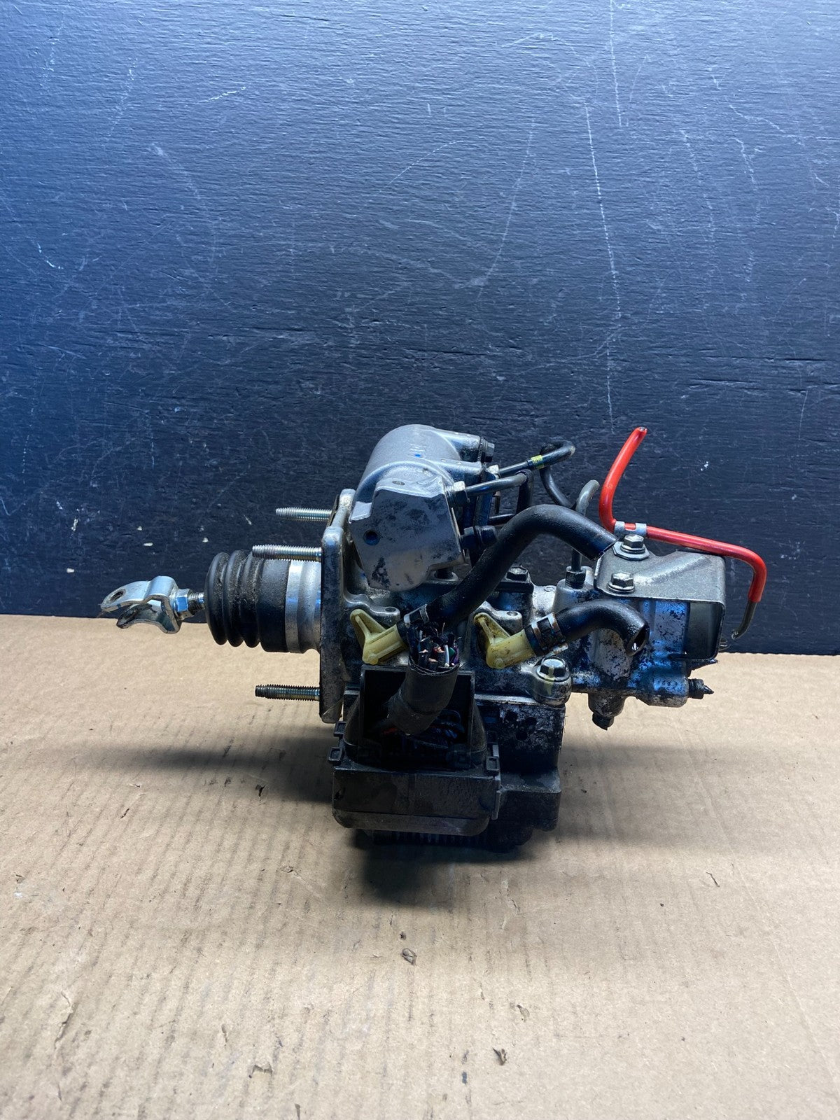 2010 - 2015 Toyota Prius ABS Brake Pump Anti Lock Module AF9239 DG3