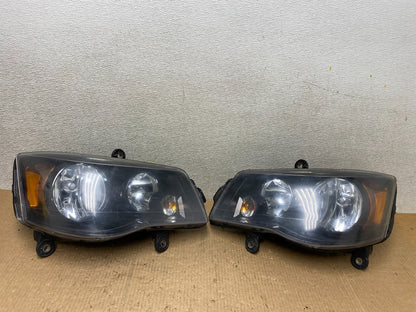 2008 to 2016 Chrysler Town and Country Left+Right Side Headlights W5211 DW0