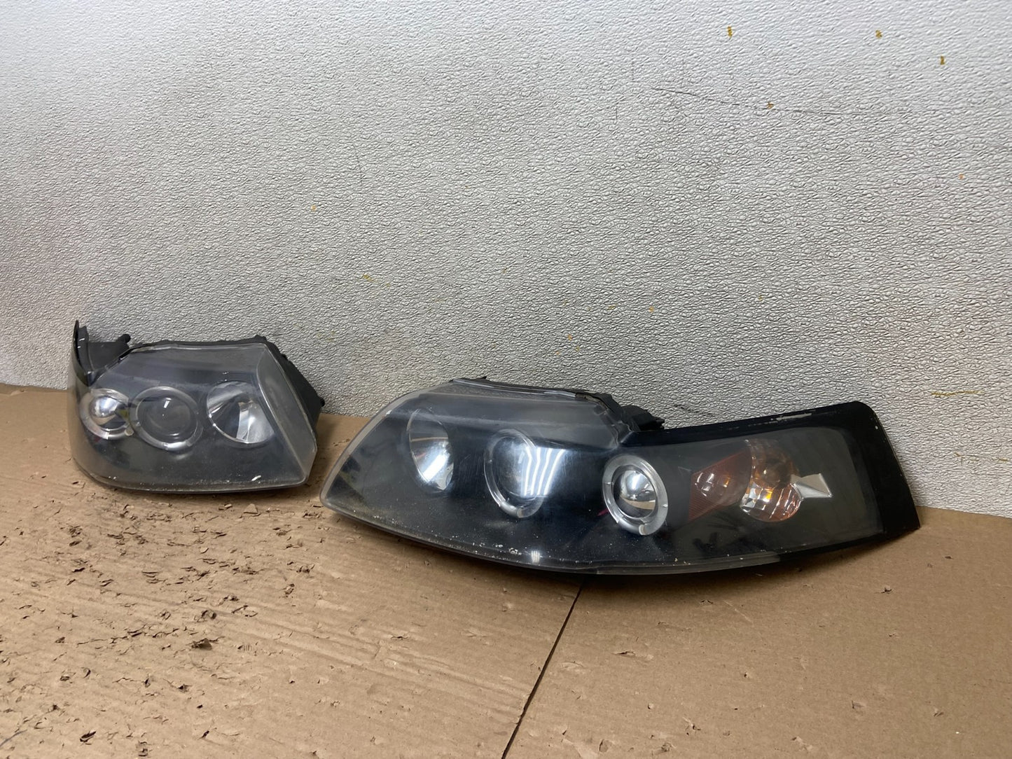 1999 to 2004 Ford Mustang Left+Right Set Side Black LED Headlights AB1719 DW1