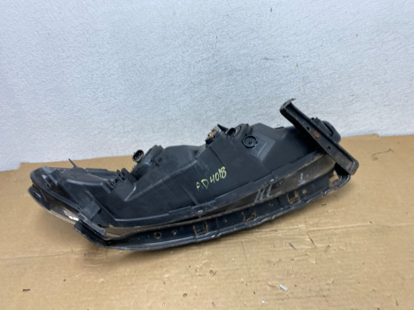 2009 2010 2011 Honda Civic Sedan Left Driver LH Headlight Halogen AD4018 DW7