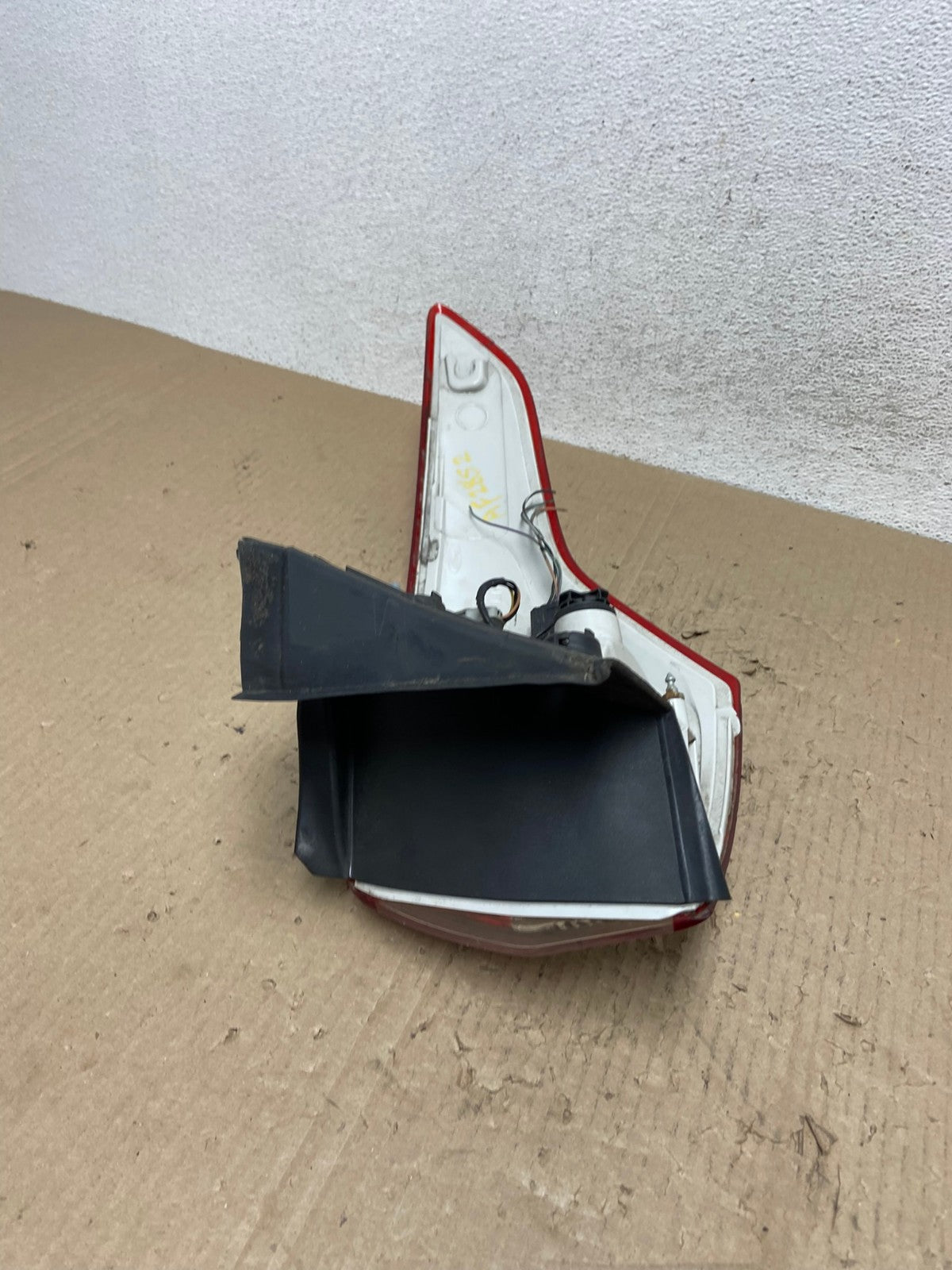 2013 to 2016 Ford Escape Left Driver LH Side Tail Light AF2852 LK6