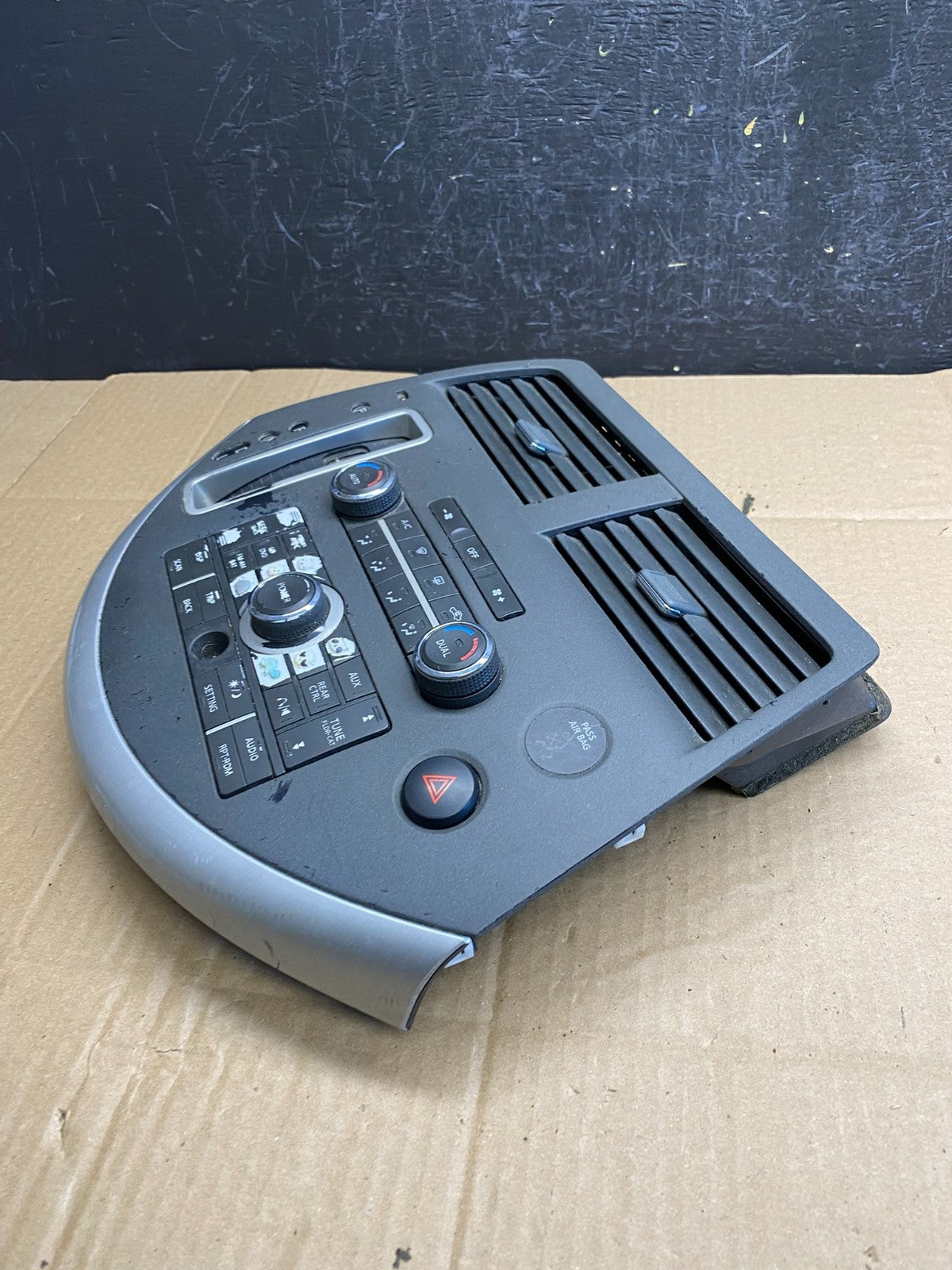 2007 to 2009 Nissan Quest Radio Shifter Climate Control Panel Bezel Oe AC9314 DG4