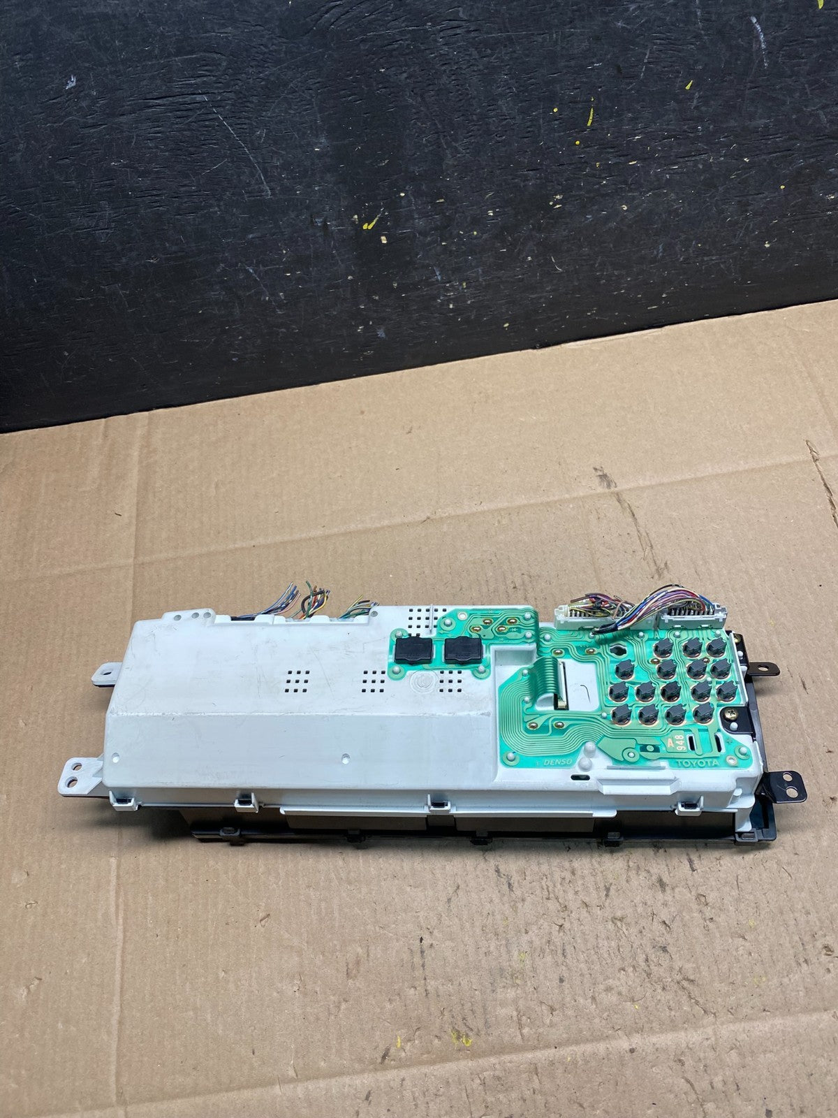 2000-2003 Toyota Avalon 3.0L Sedan Info Display Screen Dash Clock r6091 DG5