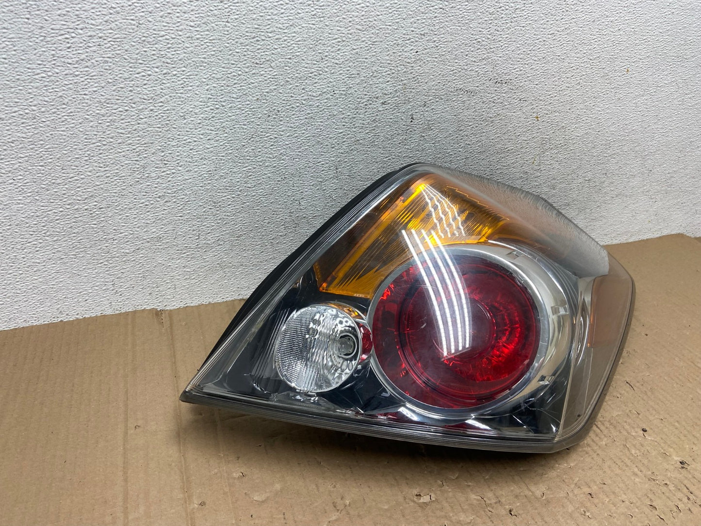 2007 to 2012 Nissan Altima Right Passenger Rh Side Tail Light AE9026 LK2