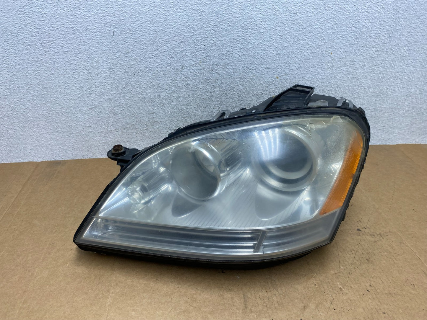Halogen 2006-2009 Mercedes-Benz ML-Class Headlight Left Driver LH AE3053 DW0