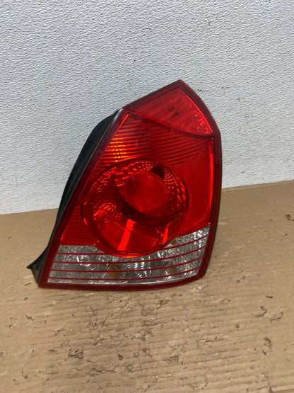 2004 2005 2006 Hyundai Elantra Sedan Right Passenger Tail Light AD4322 LK0
