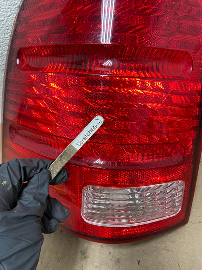2002 to 2005 Ford Explorer Left Driver Lh Side Tail light AG5347 LK4