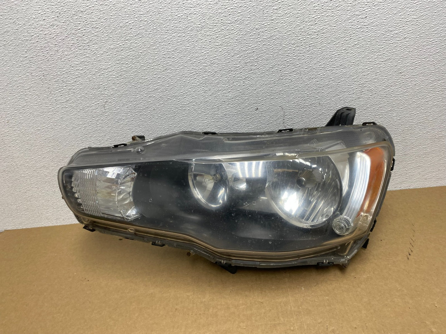 2010-2013 Mitsubishi Lancer Left Driver LH Side Headlight Halogen AB9985 DW0