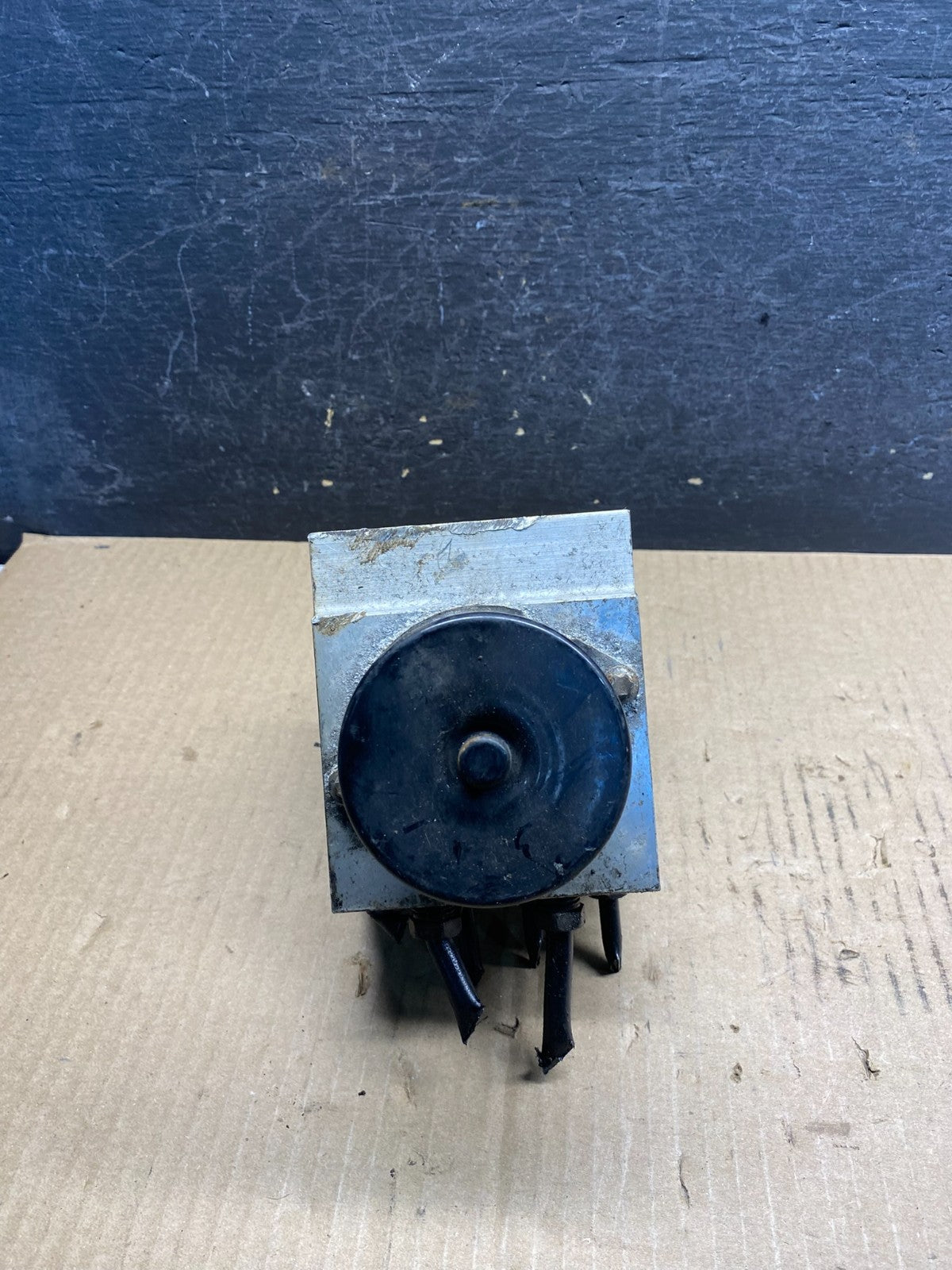 2012-2017 Chevrolet Express GMC Savana ABS Anti Lock Brake Pump ag9747 DG5