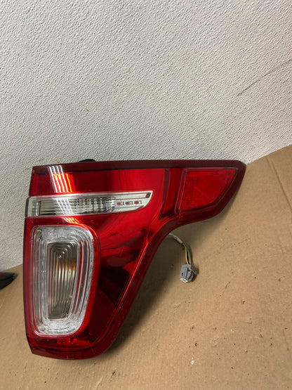 2011-2015 Ford Explorer Police Package Right Passenger Side Tail light AD6495 DW2