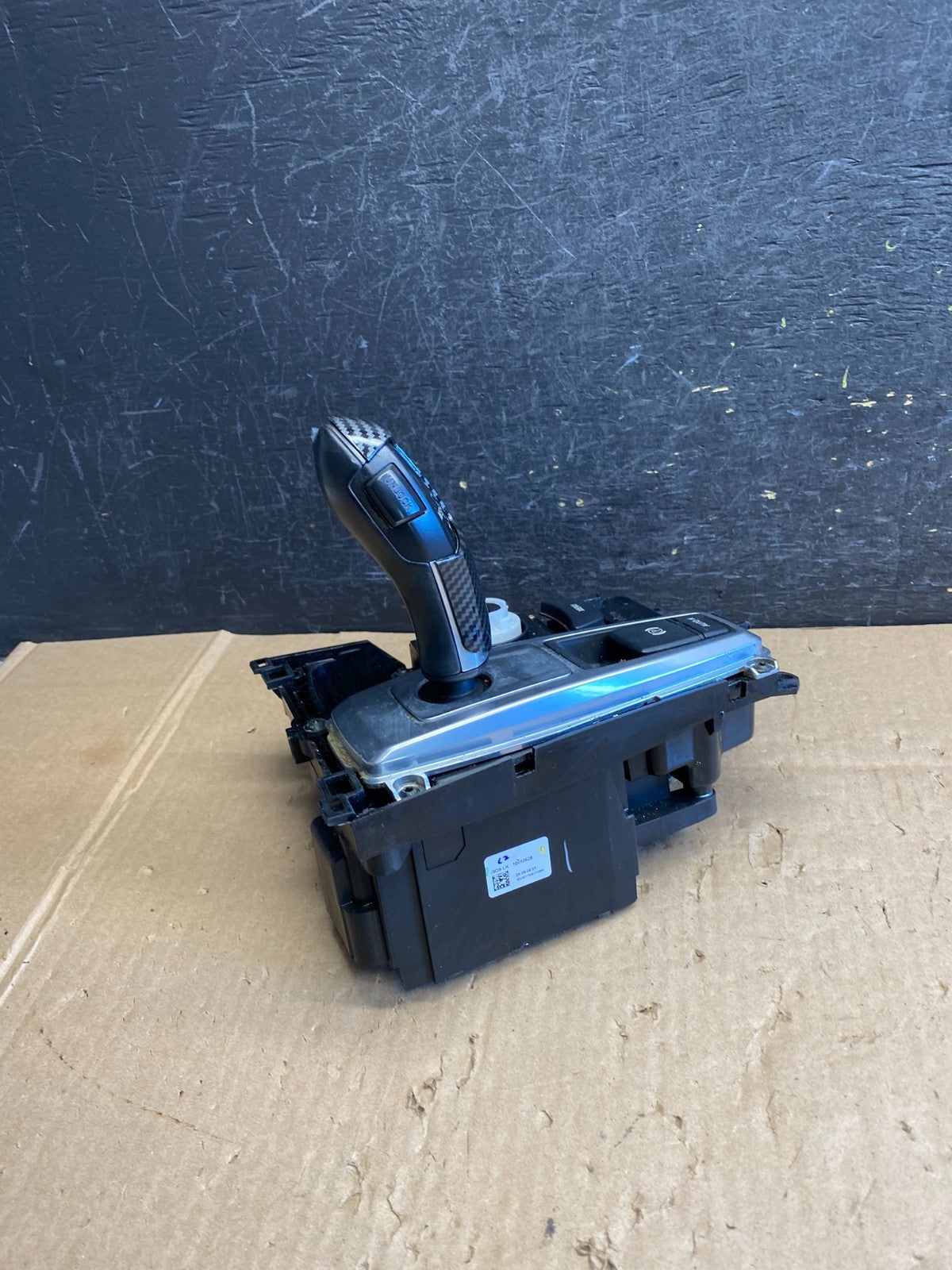 2007 to 2013 BMW X5 E70 Shift Shifter Selector Gear W/ Bezel AJ1299 DW1