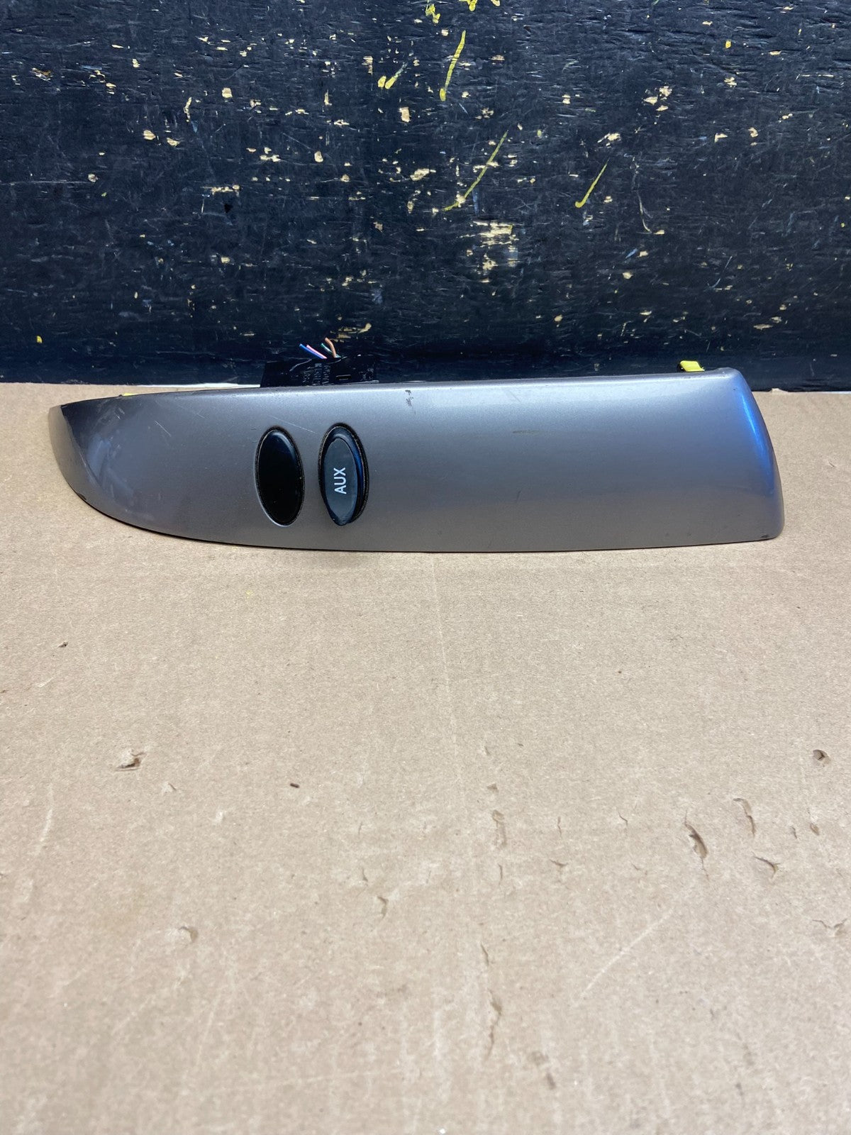 2004 to 2010 Toyota Sienna Right Side Radio Switches Bezel Trim AB1885 DG0