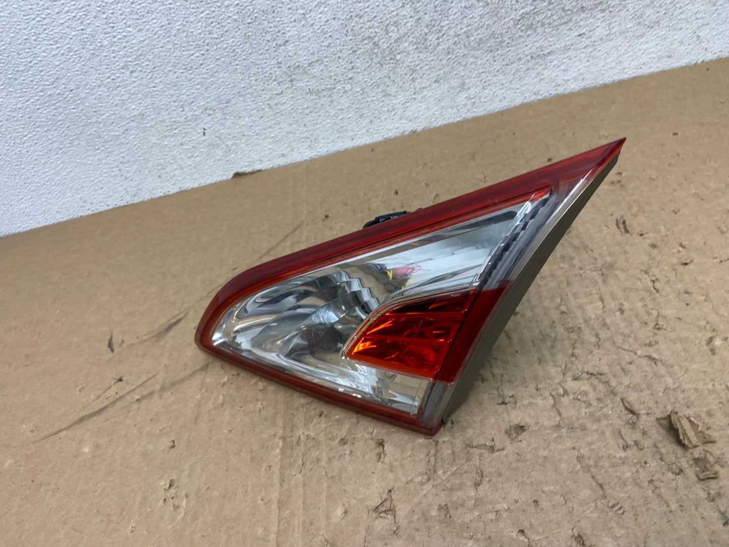 2011-2014 Nissan Murano Right Passenger RH Side Inner Tail Light AG1350 LK1