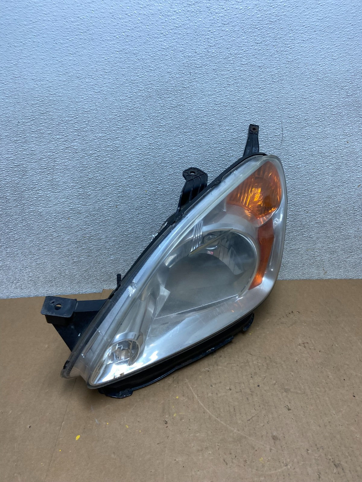 2002 to 2004 Honda Crv Cr-v Left Driver Halogen Headlight Z6859 DW2