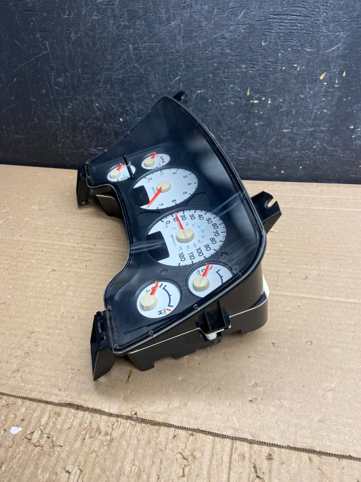 2004 2005 Dodge Ram 1500 Instrument Speedometer Gauge Cluster ag0309 DG4