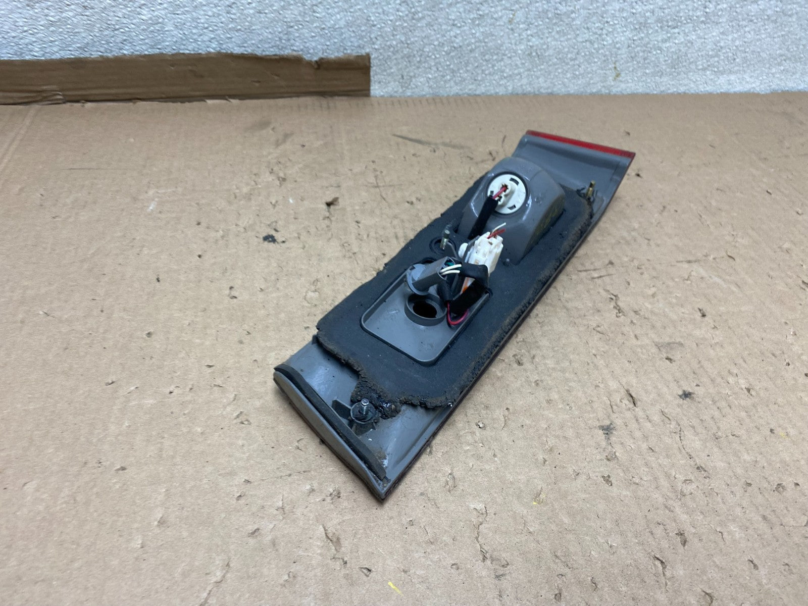 1997 1998 1999 Toyota Camry Tail Light Inner Left Driver LH Inner U8736 DW4