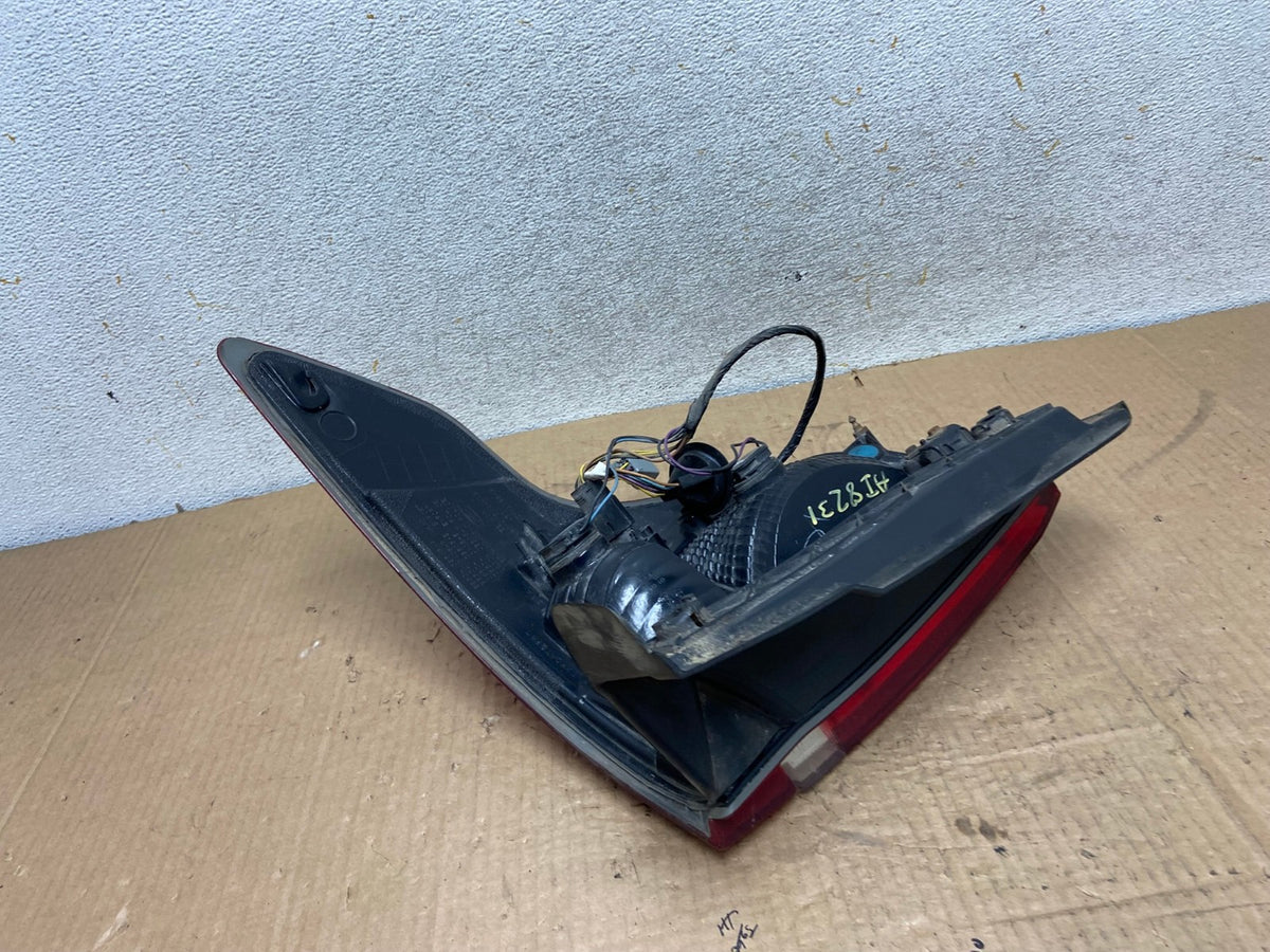 2011 2012 2013 2014 2015 Ford Explorer Left Driver LH Side Tail light AI8231 LK4