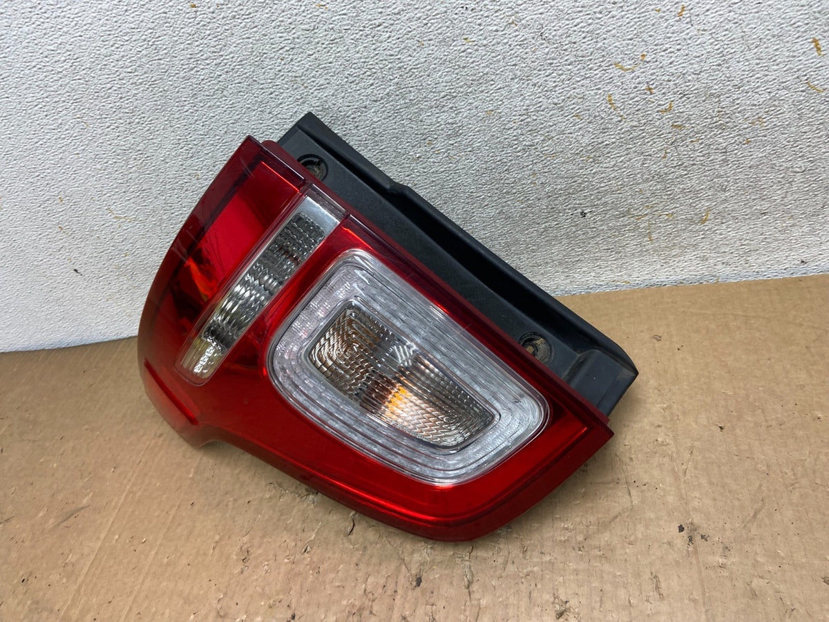 2011 2012 2013 2014 2015 Ford Explorer Left Driver LH Side Tail light AI9156 LK1