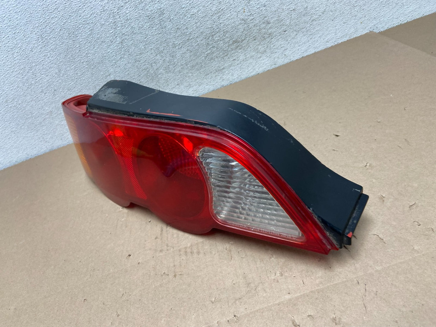2002 to 2004 Acura Rsx Left Driver LH Side Tail Light AG5759 DW1