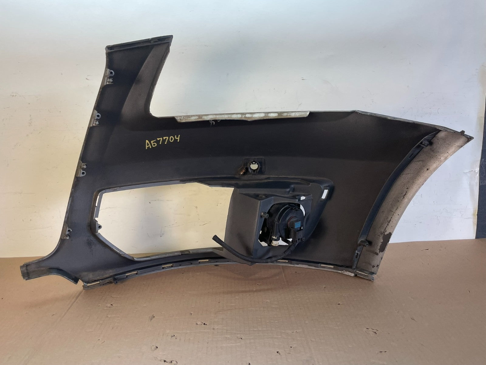 2009 to 2012 Audi Q5 Front Right Passenger RH Bumper Cover AG7704 DG5