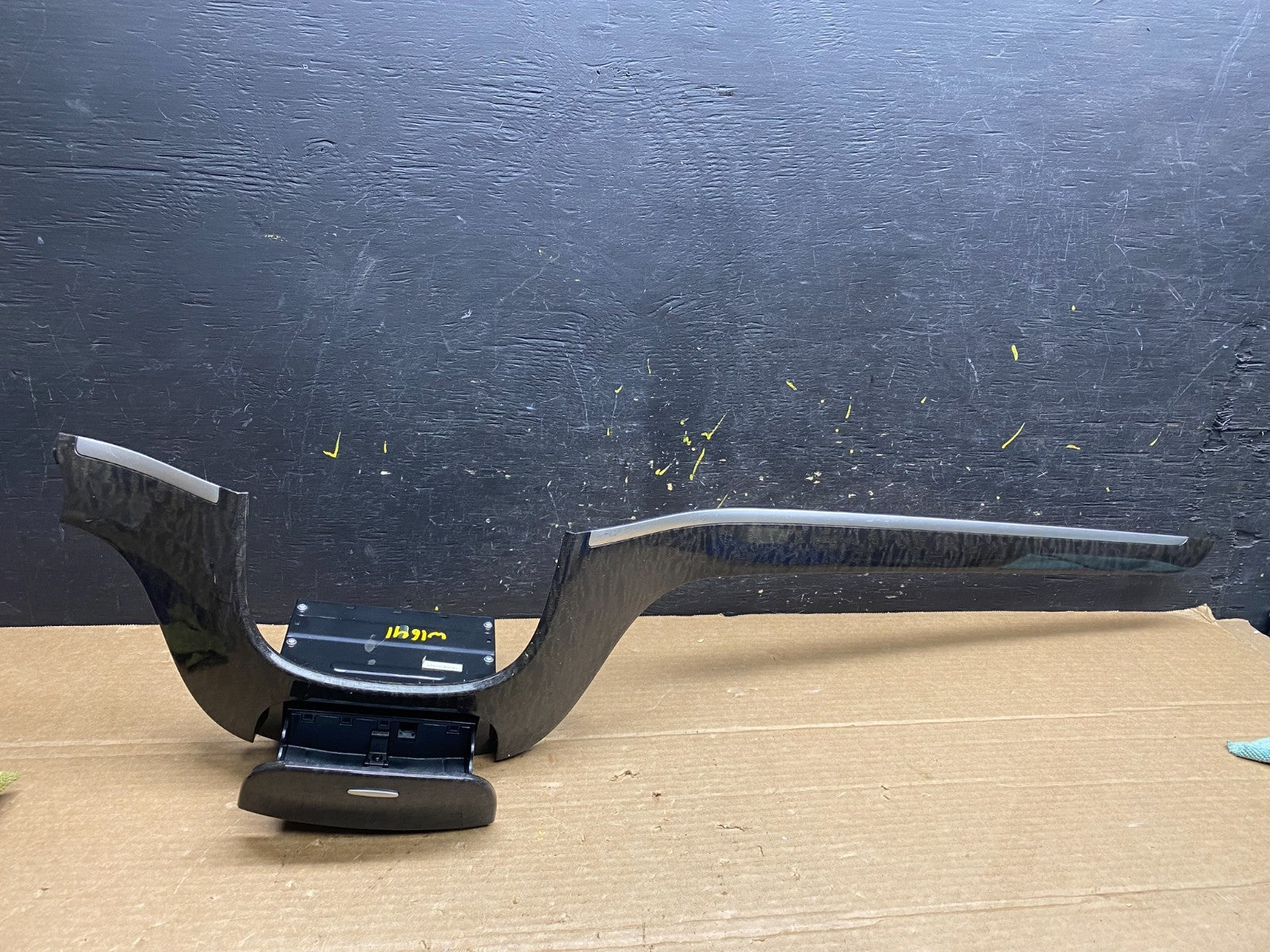 2007 to 2012 Hyundai Santa Fe Center Dashboard Wood Panel Molding OEM w1641 DG1